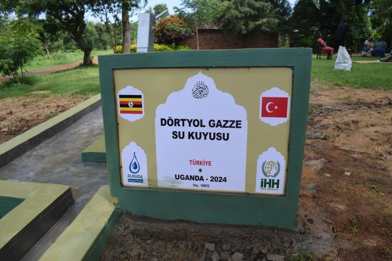 Dörtyol Gazze Su Kuyusu — Uganda