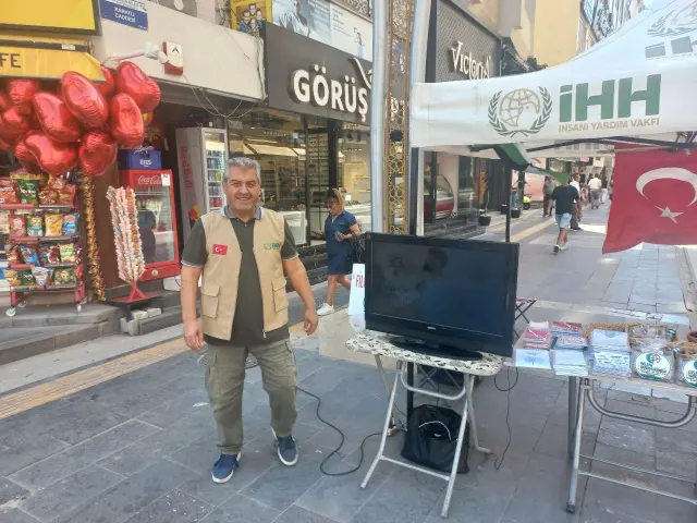 İskenderun Gazze Çadırı - Etkinlik sahnesi