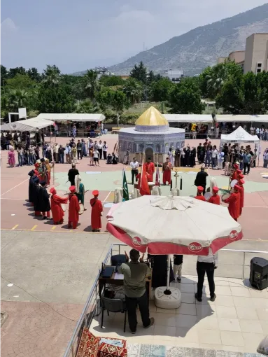Mehter gösterisi ve Kubbet-üs Sahra maketi